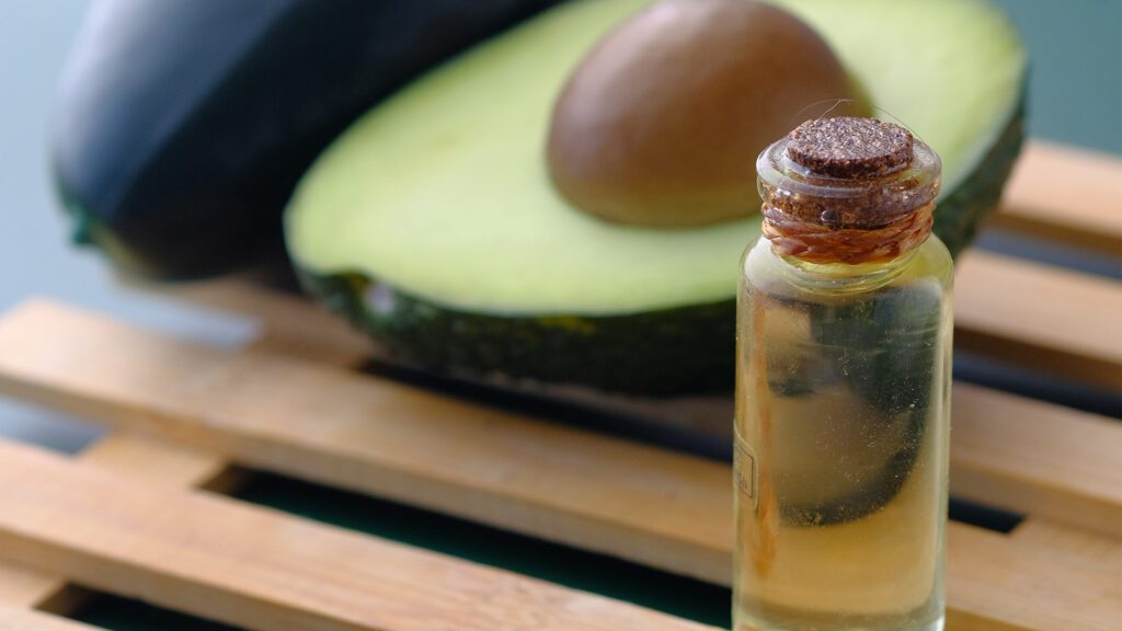 avocado-oil-benefits-the-for-face